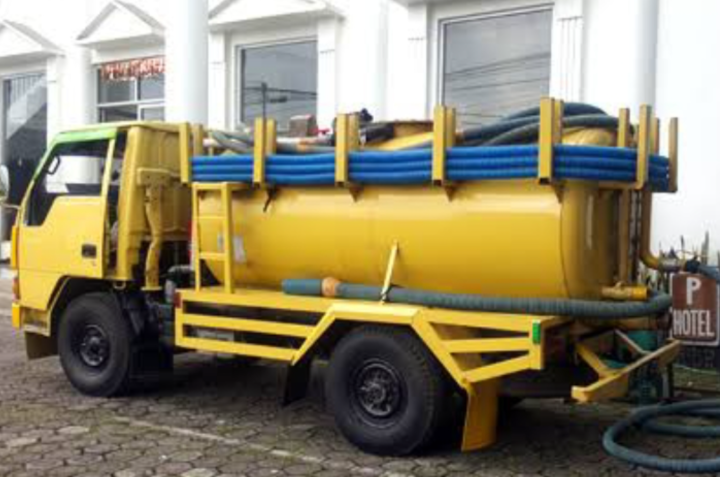 Sedot WC Mampet / Penuh Samarinda – Solusi Cepat, Bersih, dan Bergaransi! Samarinda